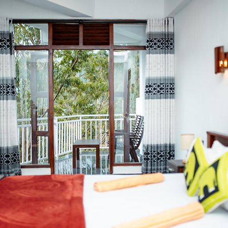 Adams Peak Inn Наллатания Экстерьер фото