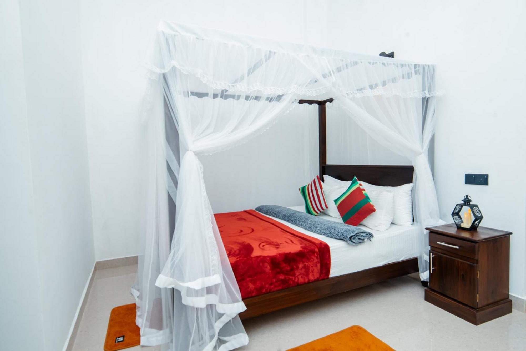 Adams Peak Inn Наллатания Экстерьер фото