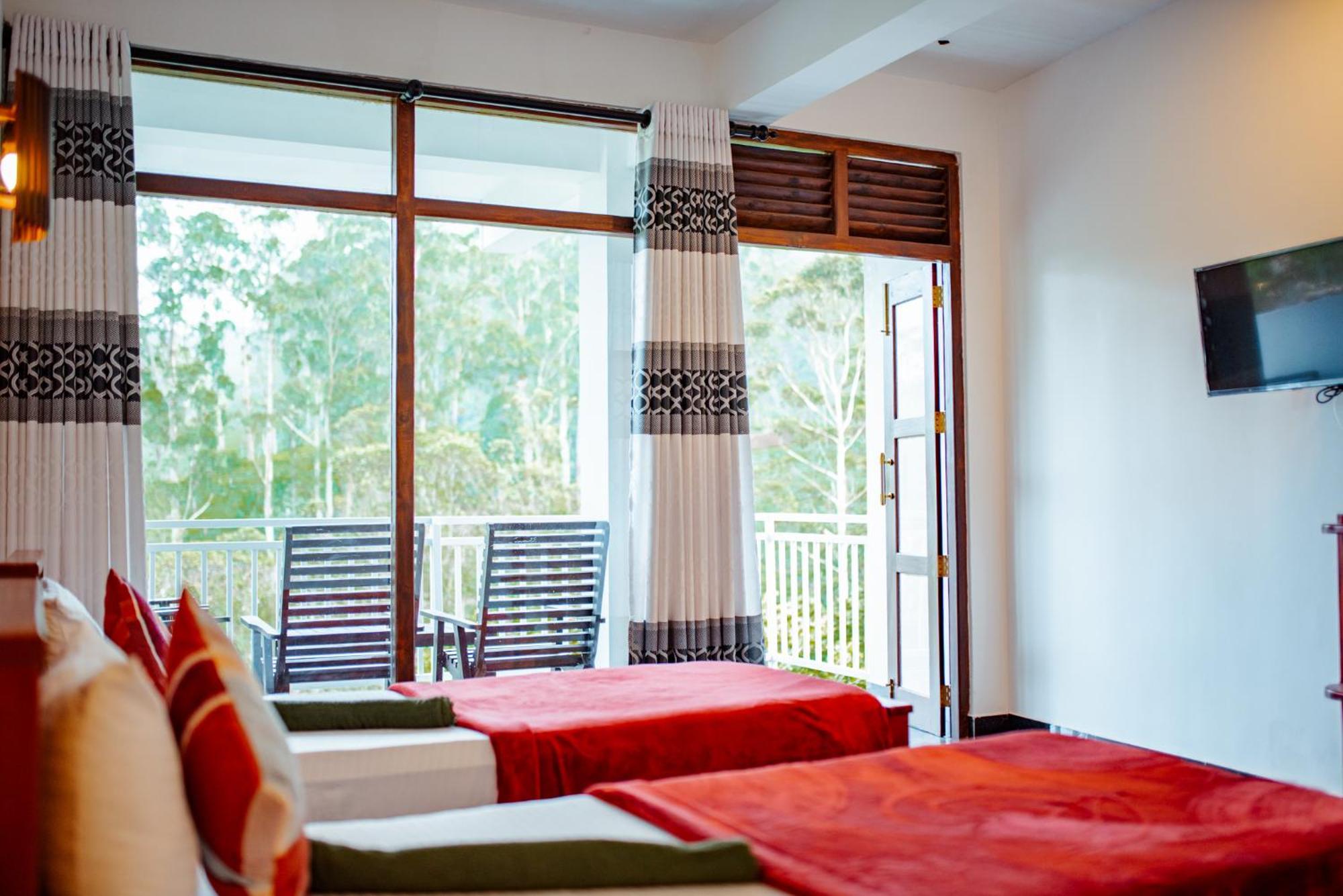Adams Peak Inn Наллатания Экстерьер фото