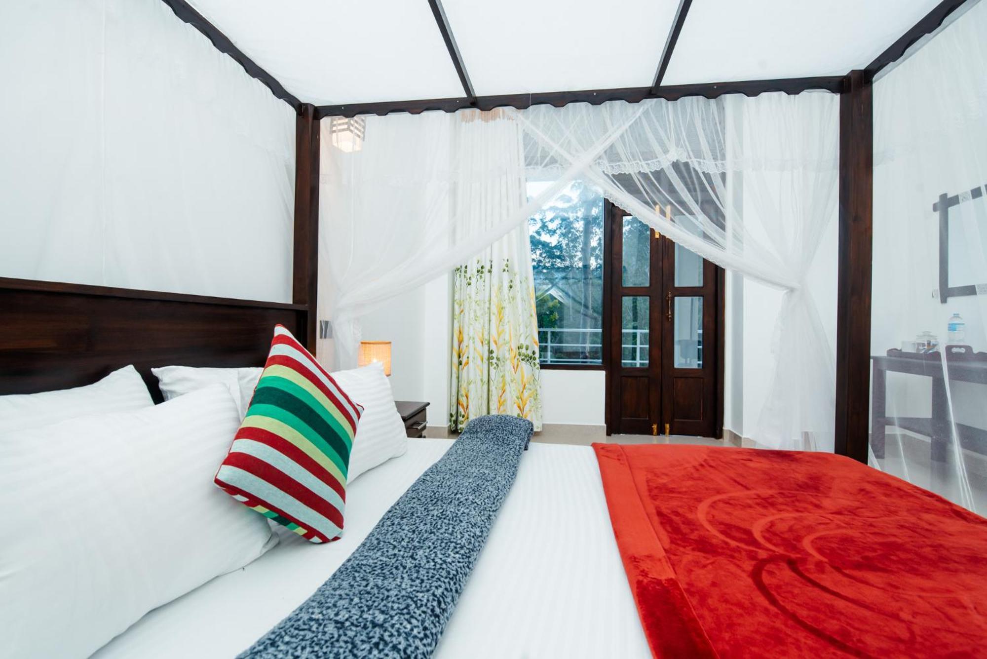 Adams Peak Inn Наллатания Экстерьер фото